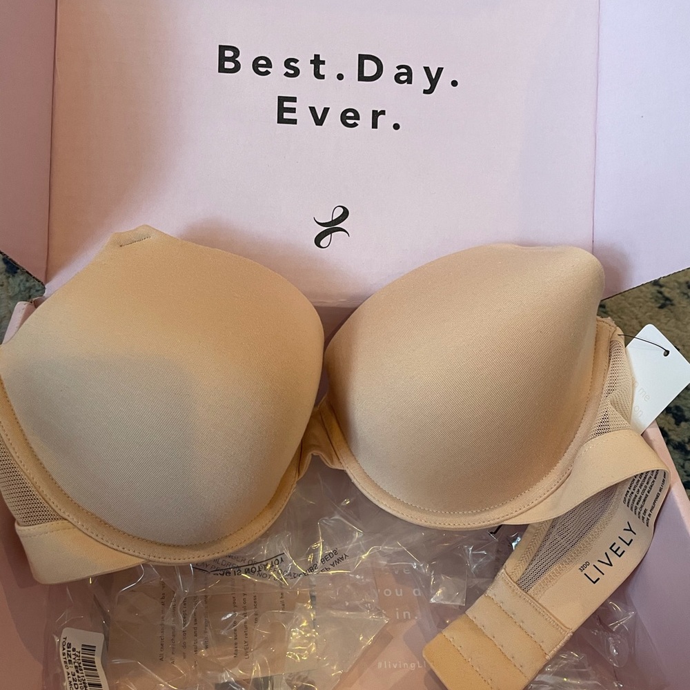 LIVELY All day t shirt bra